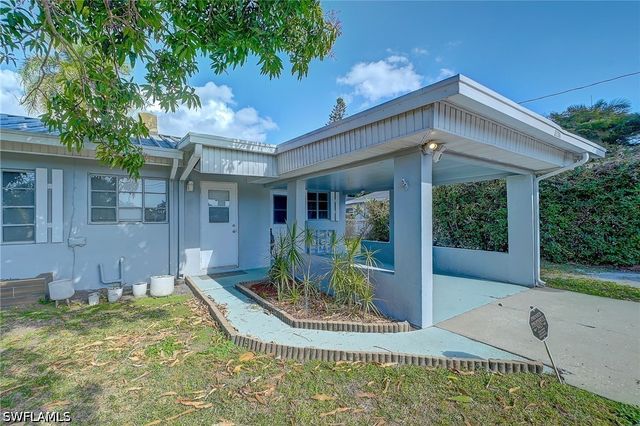 1138 Harbor DR, Fort Myers, FL 33917