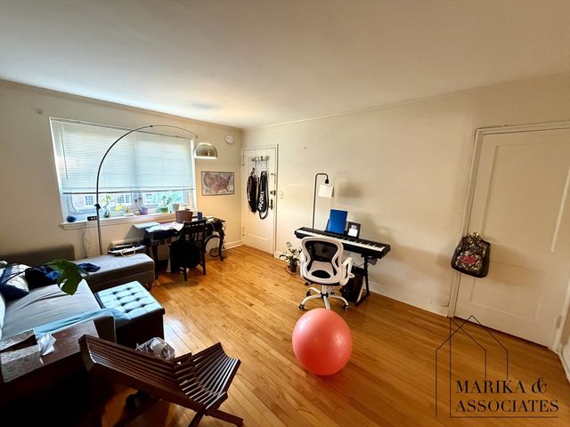 30 St Paul Street 6, Brookline, MA 02446