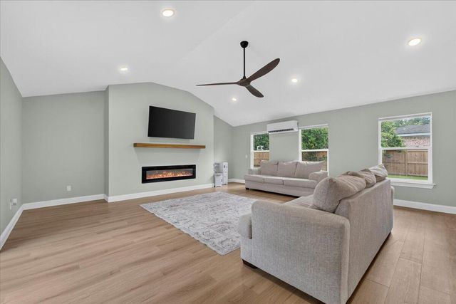 127 Saint Marks Drive, Goose Creek, SC 29445