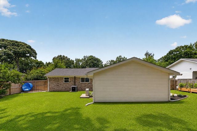 127 Saint Marks Drive, Goose Creek, SC 29445