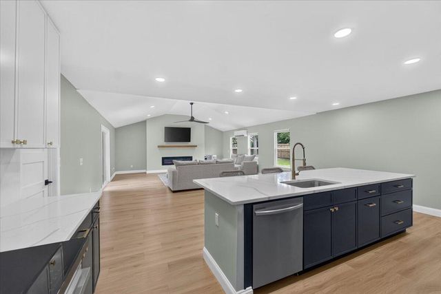 127 Saint Marks Drive, Goose Creek, SC 29445