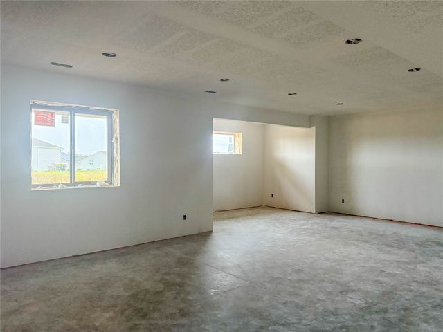 606 Ellis Circle, Adel, IA 50003