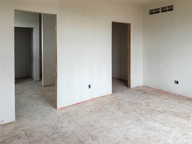 606 Ellis Circle, Adel, IA 50003