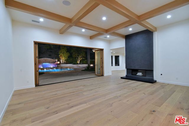 25605 Melbourne Court, Calabasas, CA 91302