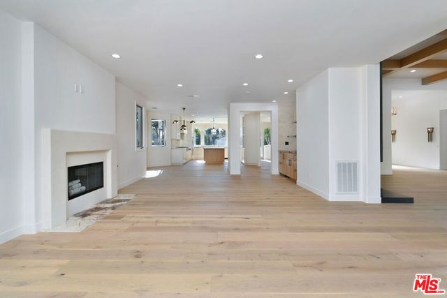 25605 Melbourne Court, Calabasas, CA 91302