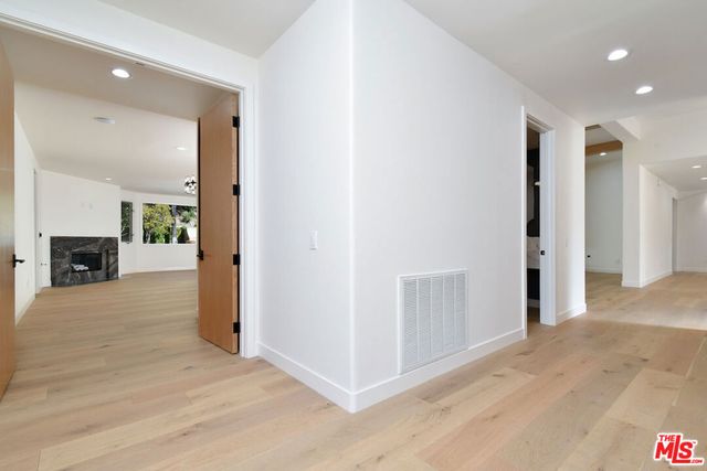 25605 Melbourne Court, Calabasas, CA 91302