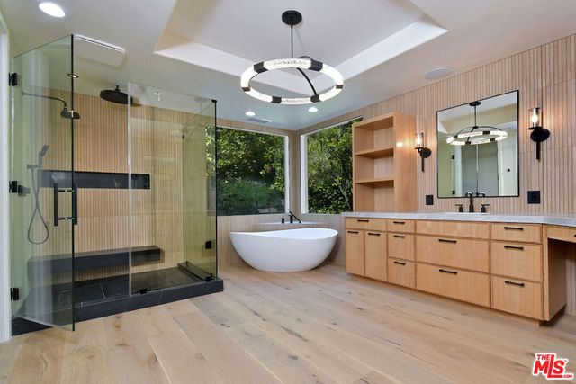 25605 Melbourne Court, Calabasas, CA 91302