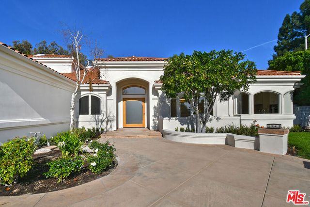 25605 Melbourne Court, Calabasas, CA 91302