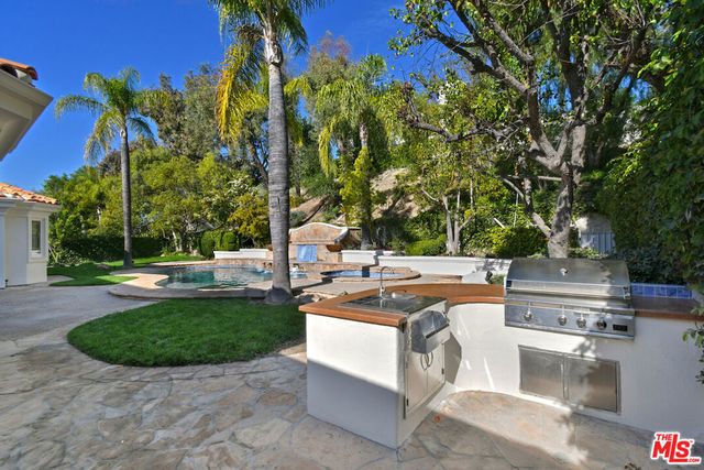 25605 Melbourne Court, Calabasas, CA 91302