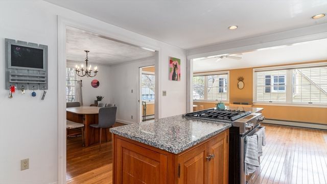51 Lynn Fells Pkwy, Melrose, MA 02176