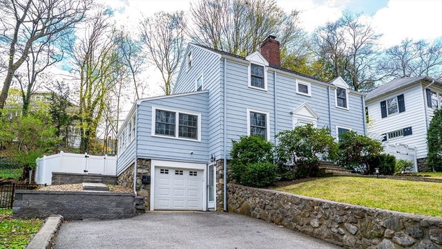 51 Lynn Fells Pkwy, Melrose, MA 02176