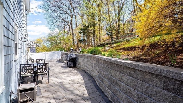 51 Lynn Fells Pkwy, Melrose, MA 02176