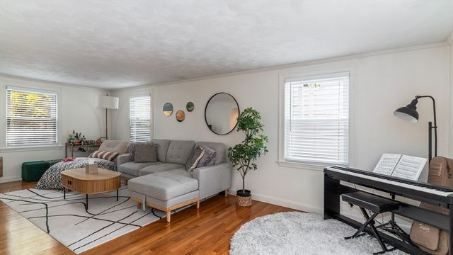 51 Lynn Fells Pkwy, Melrose, MA 02176