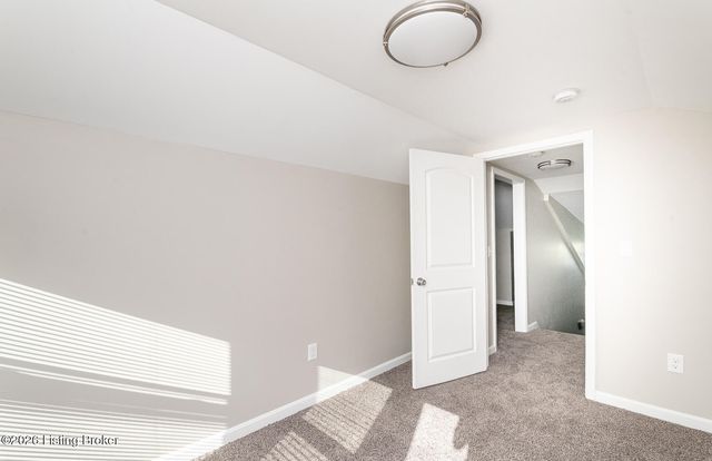 110 N Longworth Ave, Louisville, KY 40212