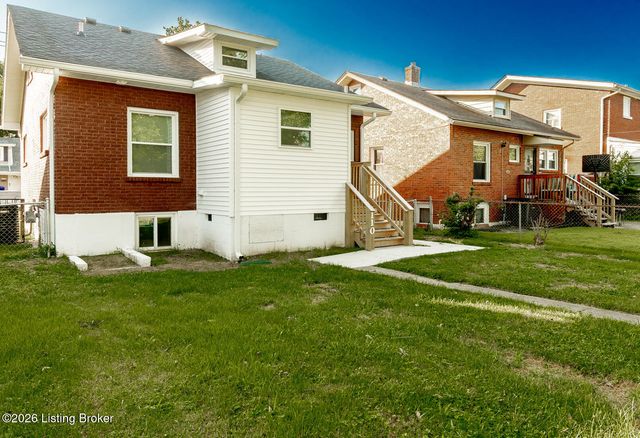 110 N Longworth Ave, Louisville, KY 40212