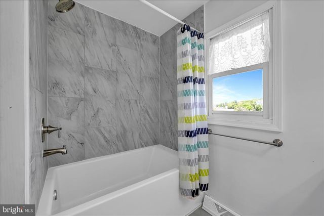 2147 SHERI LN, Mount Joy, PA 17552