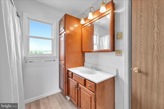 2147 SHERI LN, Mount Joy, PA 17552