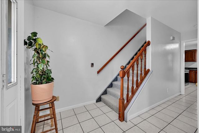 2147 SHERI LN, Mount Joy, PA 17552