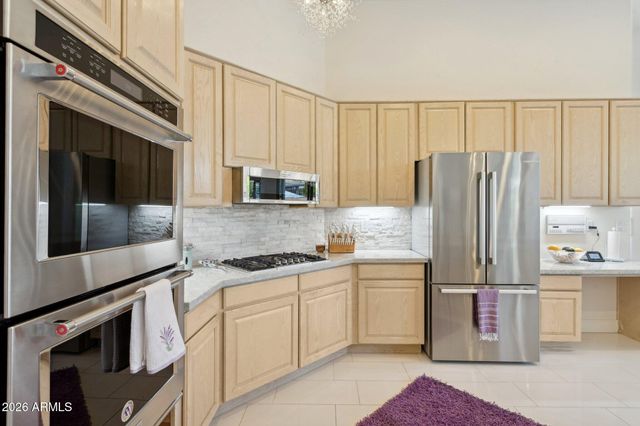 6020 E HARTFORD Avenue, Scottsdale, AZ 85254