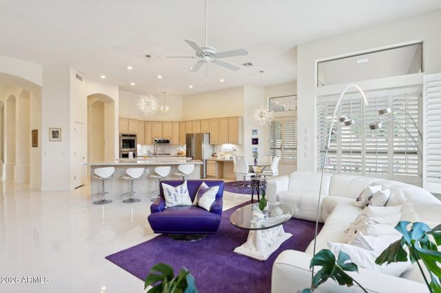 6020 E HARTFORD Avenue, Scottsdale, AZ 85254