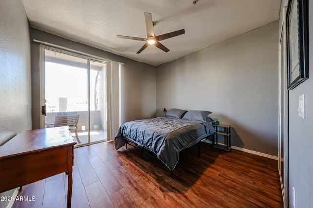 2929 W YORKSHIRE Drive 1128, Phoenix, AZ 85027