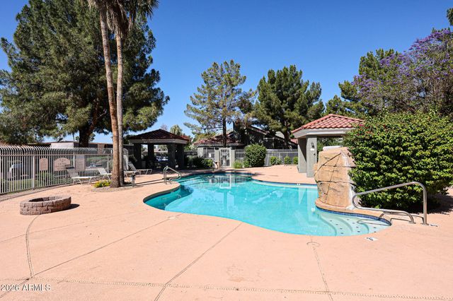 2929 W YORKSHIRE Drive 1128, Phoenix, AZ 85027