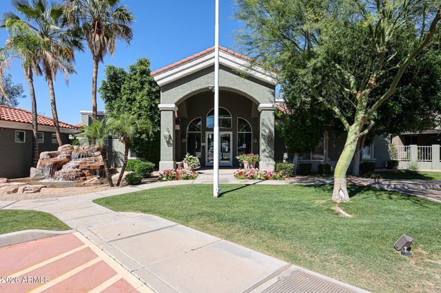 2929 W YORKSHIRE Drive 1128, Phoenix, AZ 85027