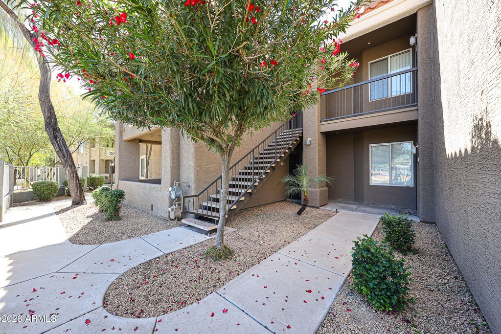 2929 W YORKSHIRE Drive 1128, Phoenix, AZ 85027 — photo 4