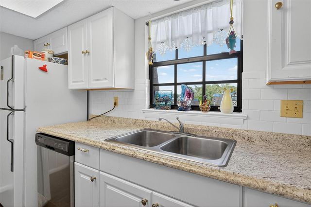 500 NEWELL HILL RD 101C, Leesburg, FL 34748