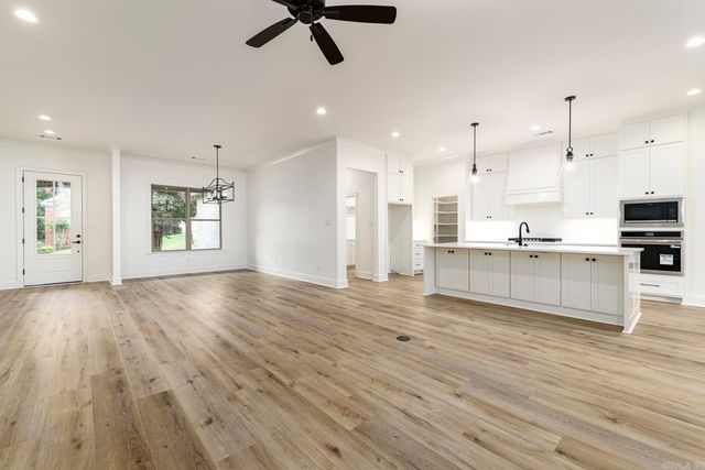 206 Trelon Circle, Little Rock, AR 72223