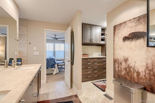 6959 S Buchanan Street, Aurora, CO 80016