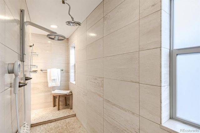 6959 S Buchanan Street, Aurora, CO 80016