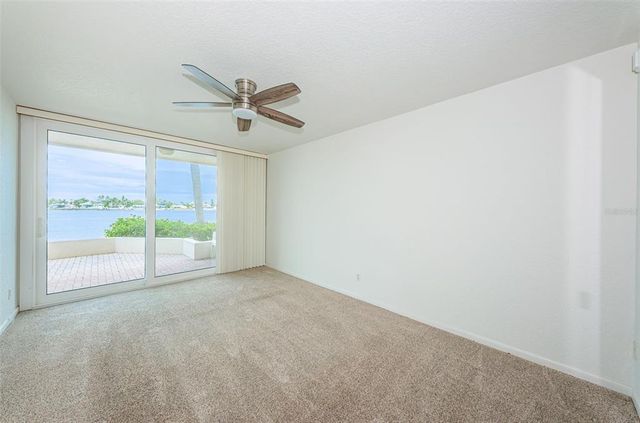 6083 BAHIA DEL MAR CIRCLE 158, St Petersburg, FL 33715