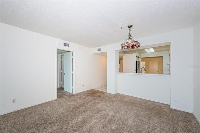 6083 BAHIA DEL MAR CIRCLE 158, St Petersburg, FL 33715