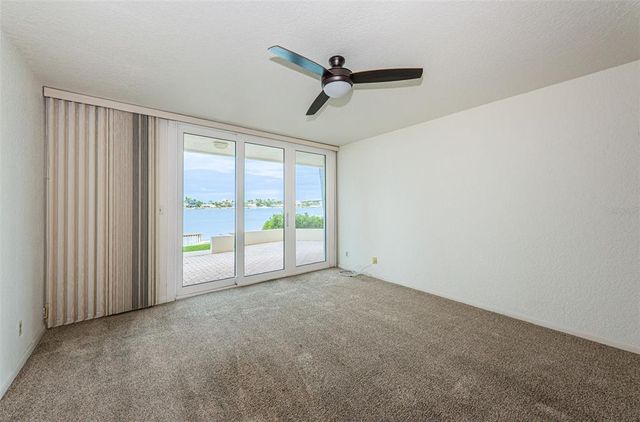 6083 BAHIA DEL MAR CIRCLE 158, St Petersburg, FL 33715
