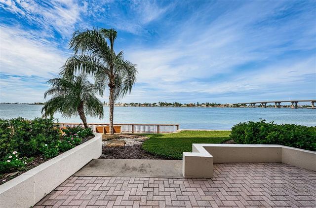 6083 BAHIA DEL MAR CIRCLE 158, St Petersburg, FL 33715