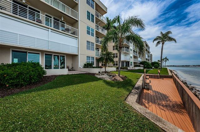 6083 BAHIA DEL MAR CIRCLE 158, St Petersburg, FL 33715