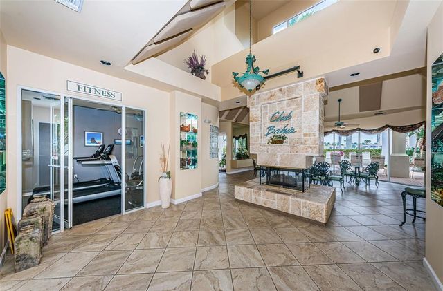 6083 BAHIA DEL MAR CIRCLE 158, St Petersburg, FL 33715