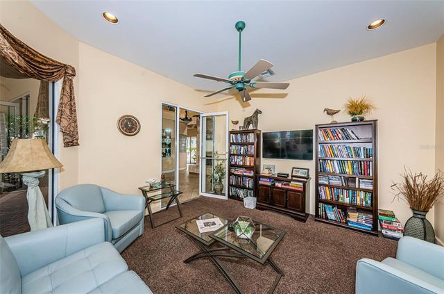 6083 BAHIA DEL MAR CIRCLE 158, St Petersburg, FL 33715