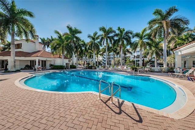 6083 BAHIA DEL MAR CIRCLE 158, St Petersburg, FL 33715