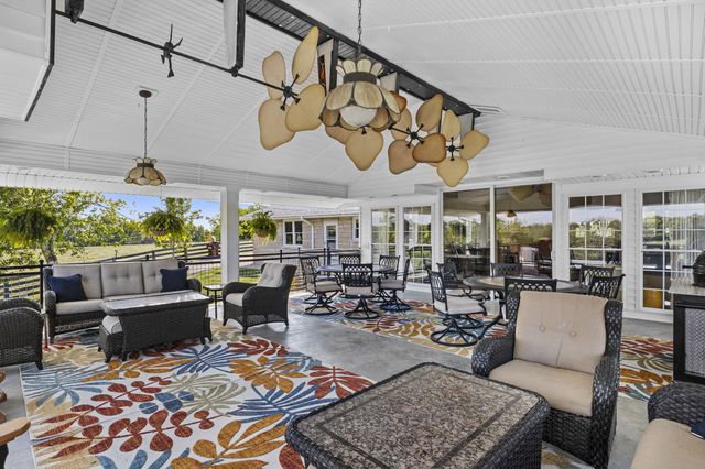 2509 Mount Sterling Road, Winchester, KY 40391