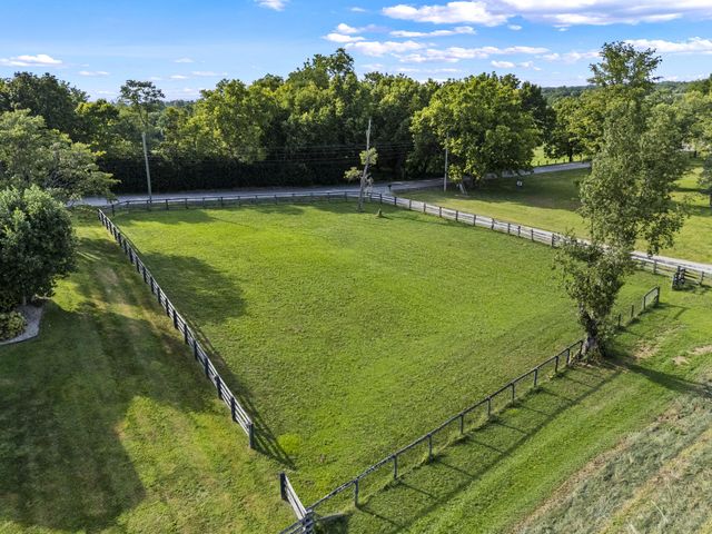 2509 Mount Sterling Road, Winchester, KY 40391