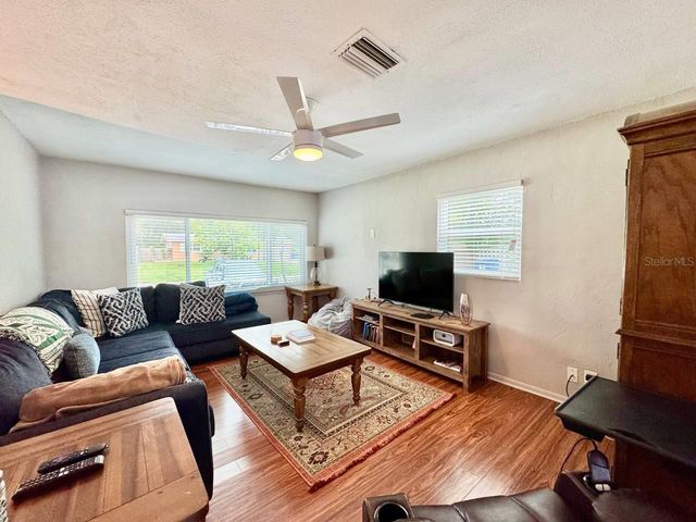 3957 WAHOO DRIVE SE, St Petersburg, FL 33705