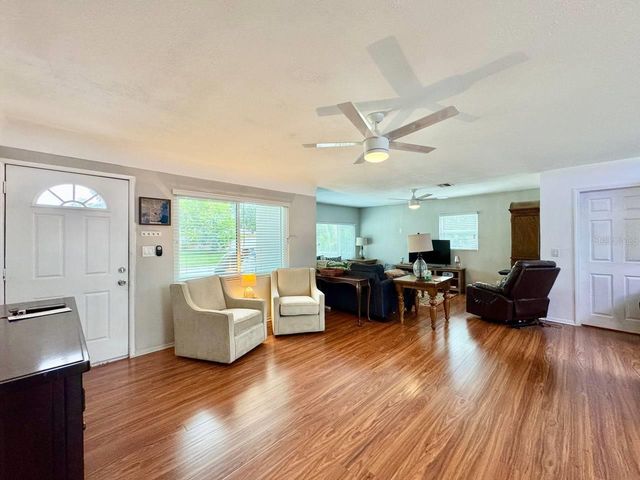 3957 WAHOO DRIVE SE, St Petersburg, FL 33705