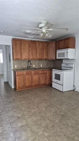 1480 NW 20th Ct, Fort Lauderdale, FL 33311