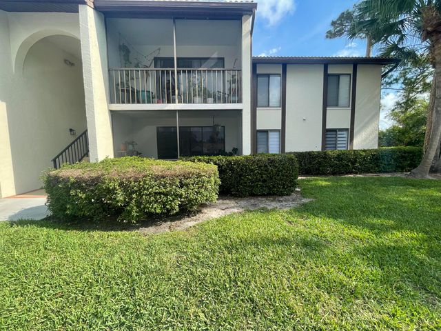 2703 SW Matheson Avenue, Palm City, FL 34990