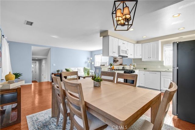 706 Amador, Los Angeles, CA 90012