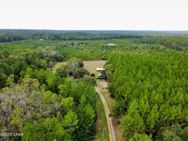 2842 Hard Labor Road, Chipley, FL 32428