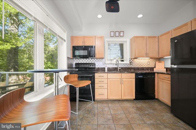 3320 ARUNDEL ON THE BAY RD, Annapolis, MD 21403