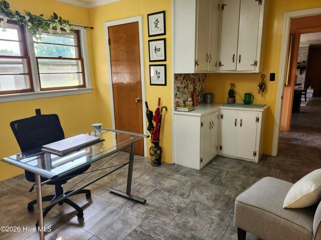 506 S Haughton Street, Williamston, NC 27892